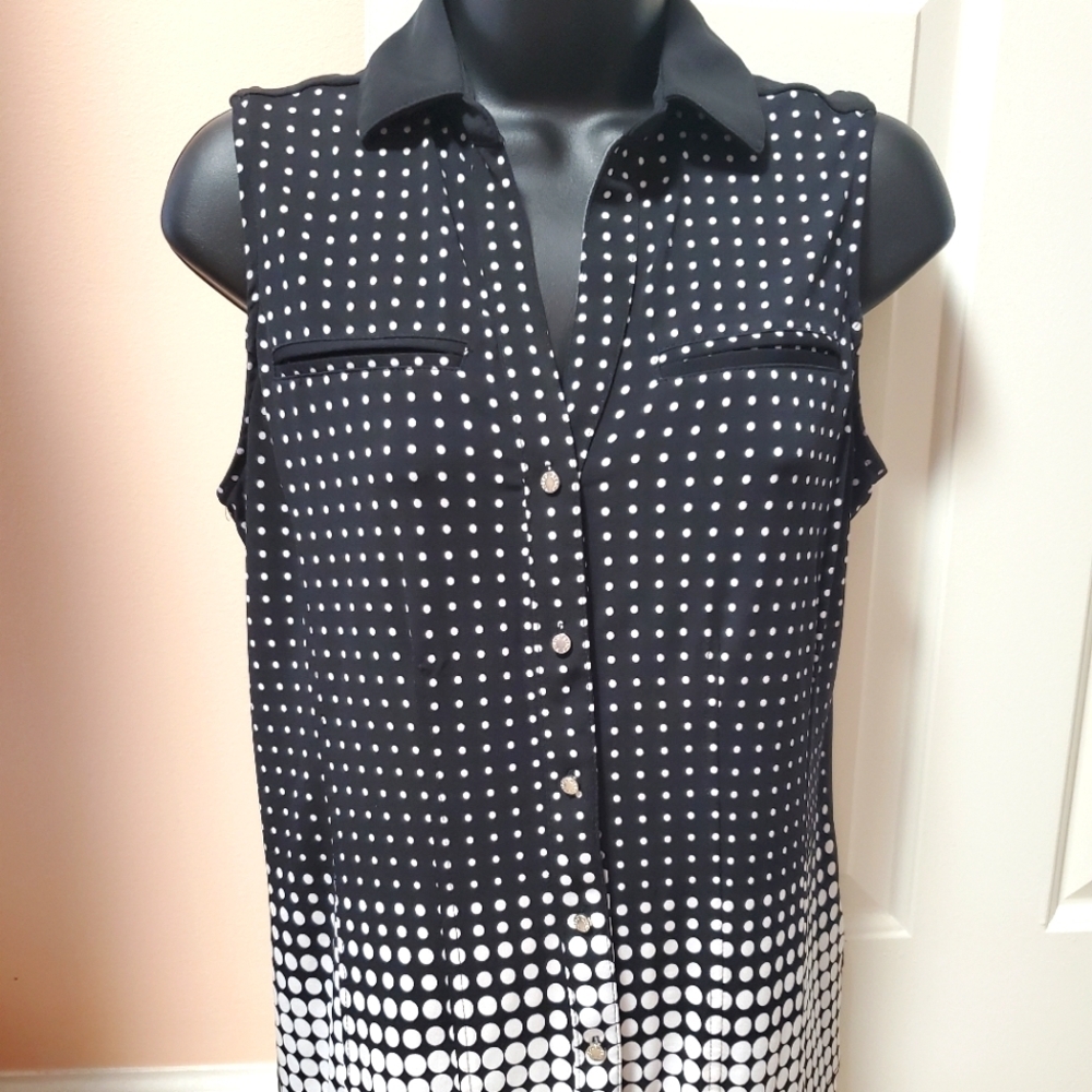 New York & Company Polka Dot Sleeveless Top